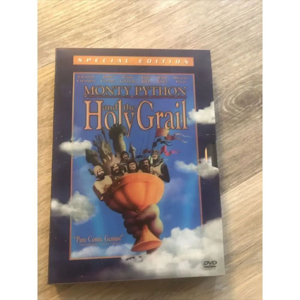 *Monty Python and the Holy Grail DVD (Special Edition) .